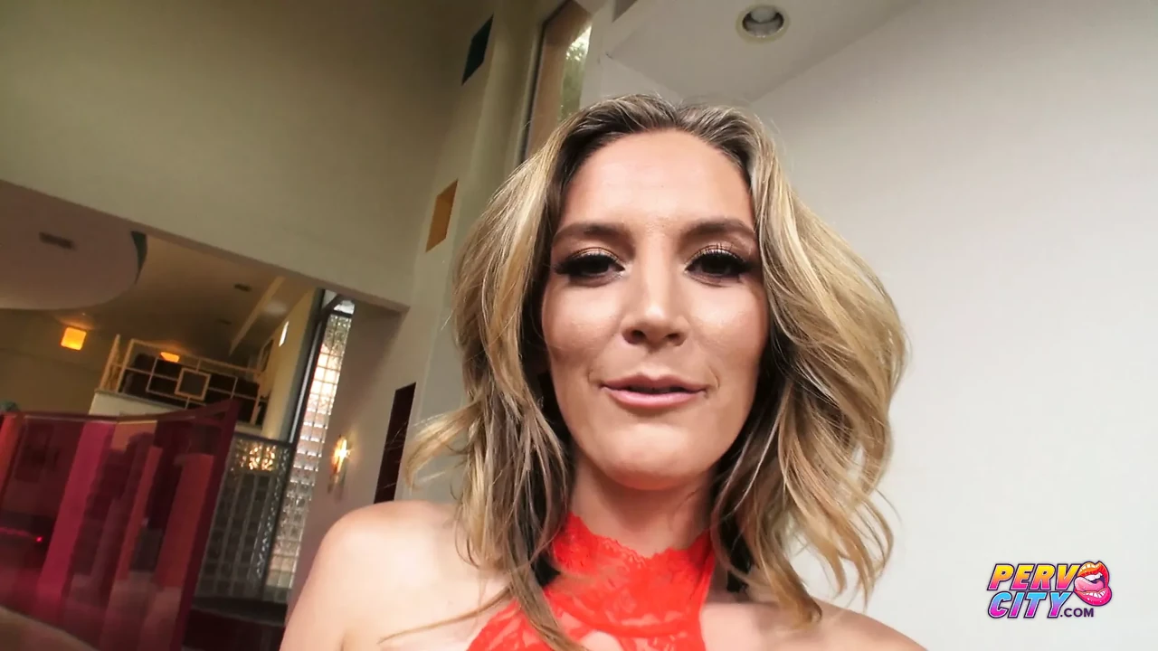 Mona Wales and Sean Michaels in Hot MILF Interracial Anal Action