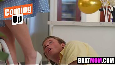 Fuck Busty Blonde MILF