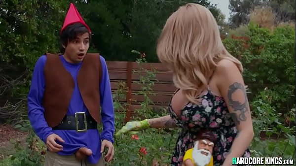Huge tits blonde MILF Joslyn James is gardening when grabbing new lawn gnome Ricky Spanish for big cock and bringing him in bed for fucking and sucking