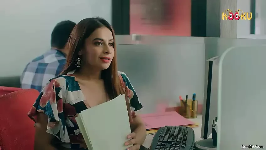 Office Affair – Secretary With Boss